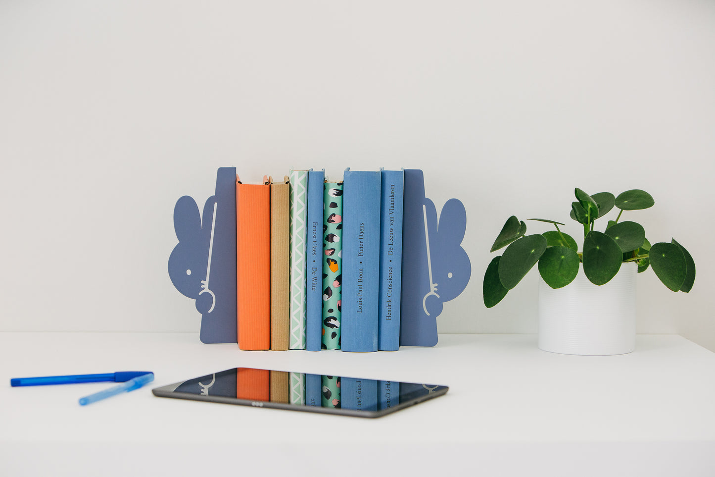 Atelier Pierre Peek-a Boo Miffy Bookend