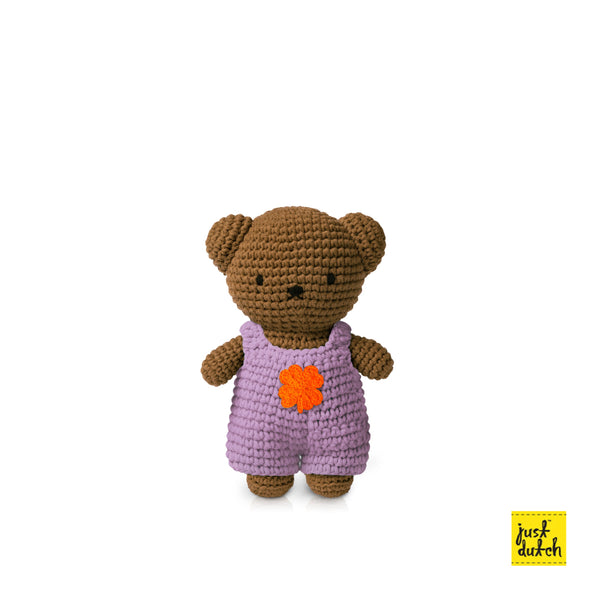 Boris and his 4-leaf clover overall