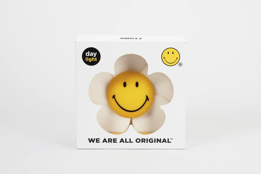 Mr Maria Smiley Daisy Day Light