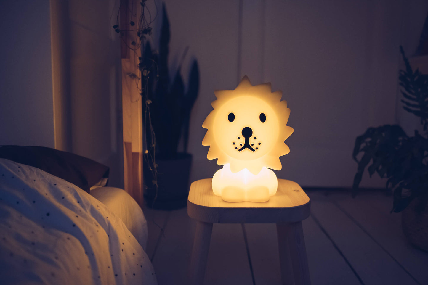 Mr Maria Lion Lights